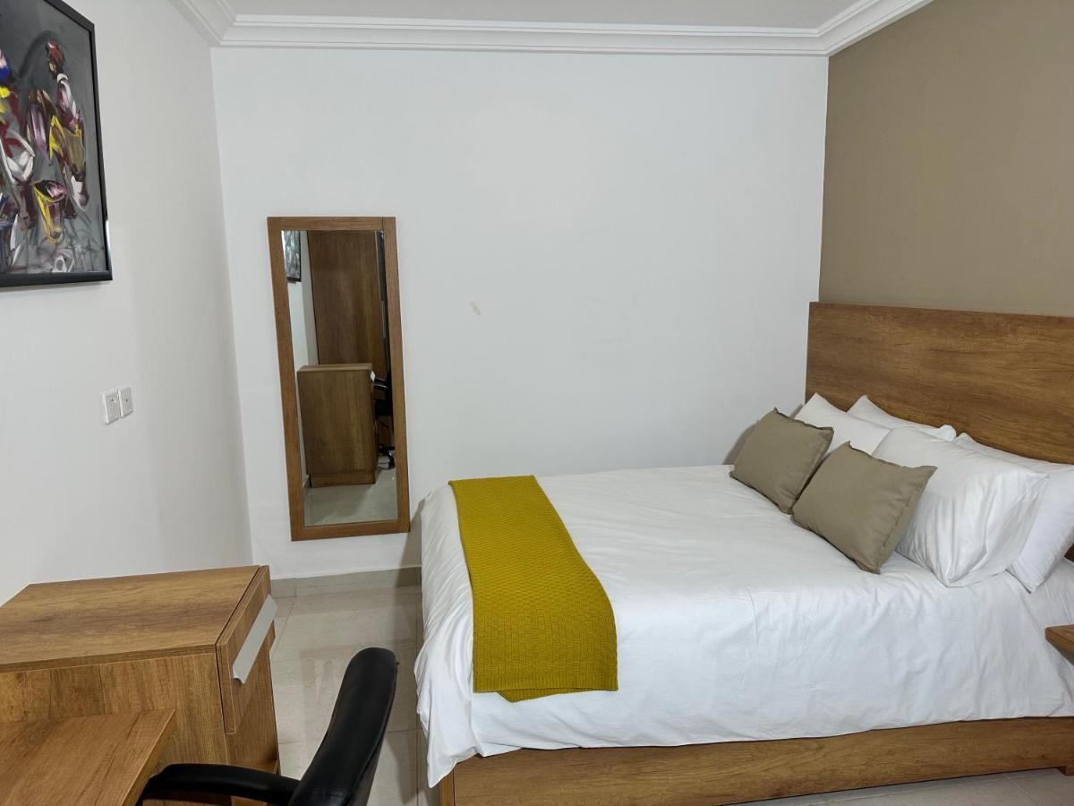 Westlands Tower - Ghana Villas Akra Dış mekan fotoğraf