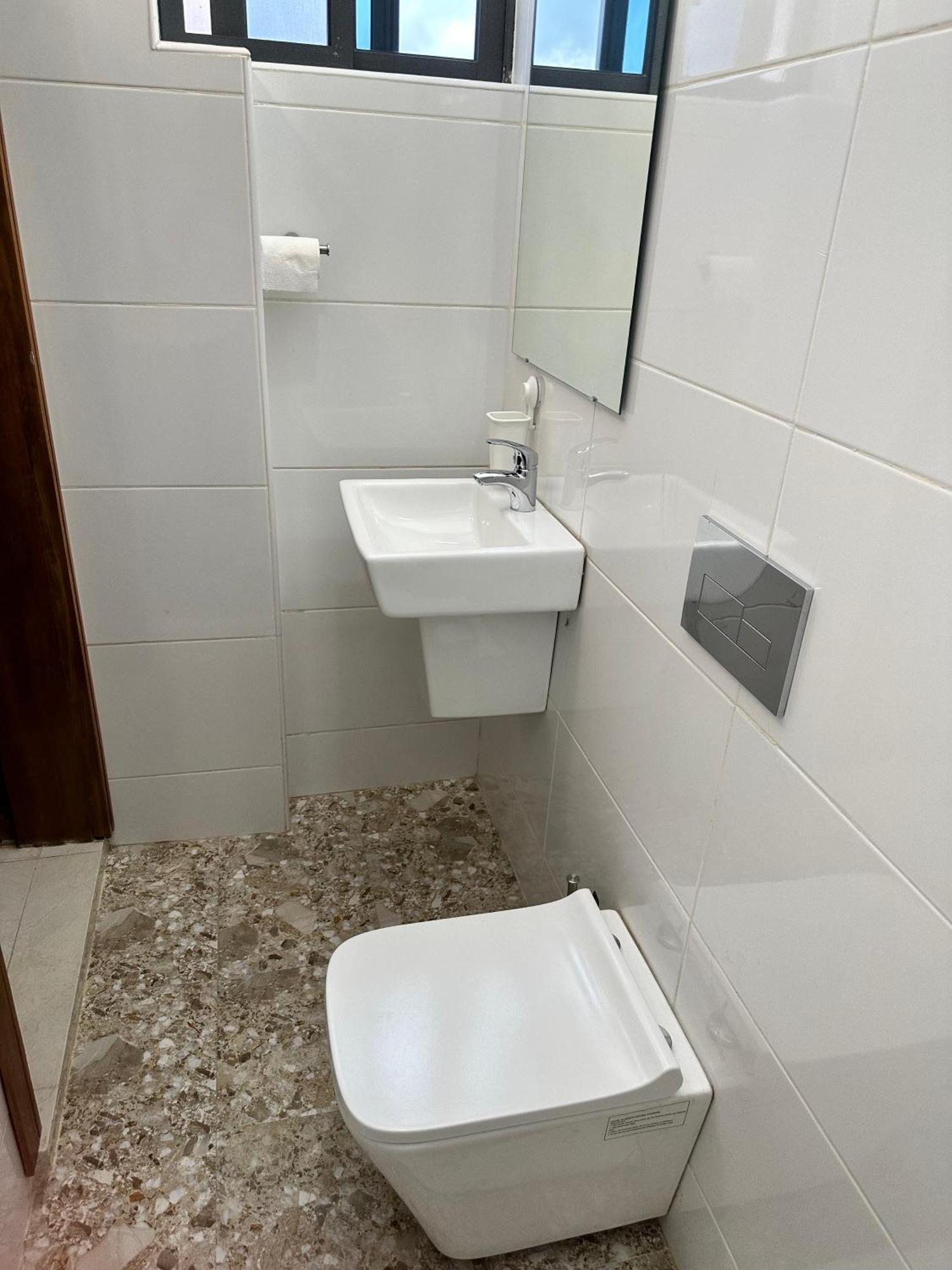 Westlands Tower - Ghana Villas Akra Dış mekan fotoğraf